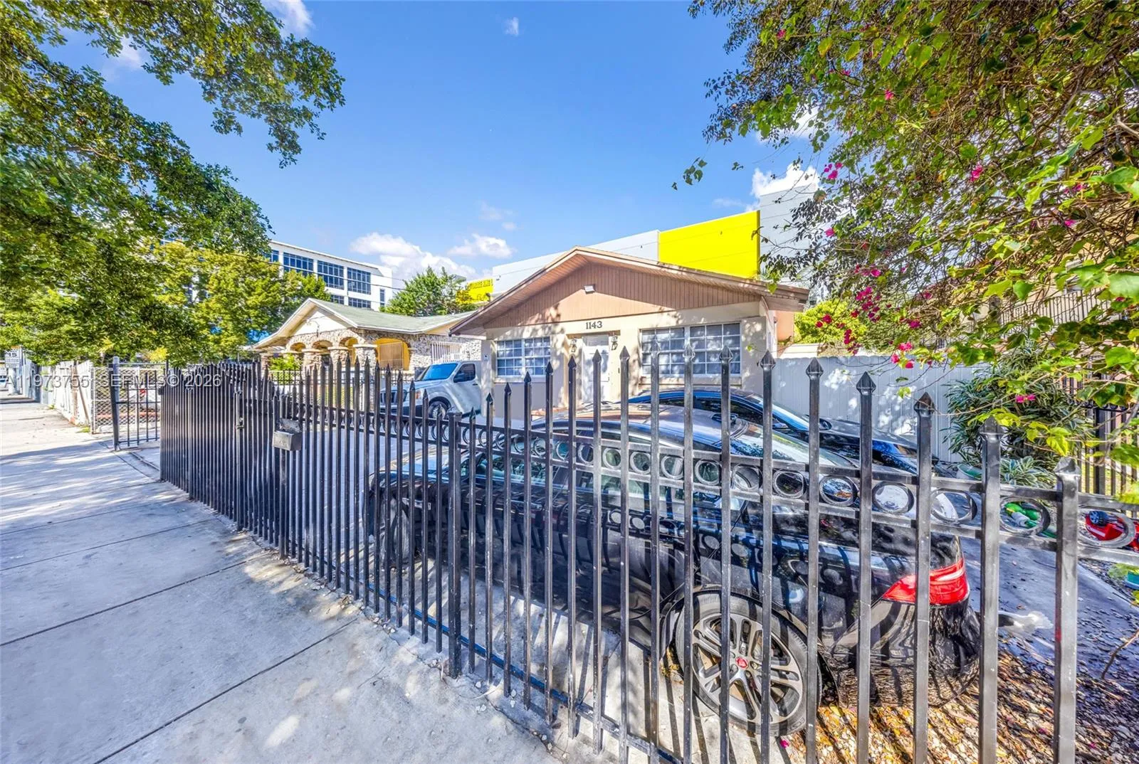 1143 NW 6th St, Miami FL 33136