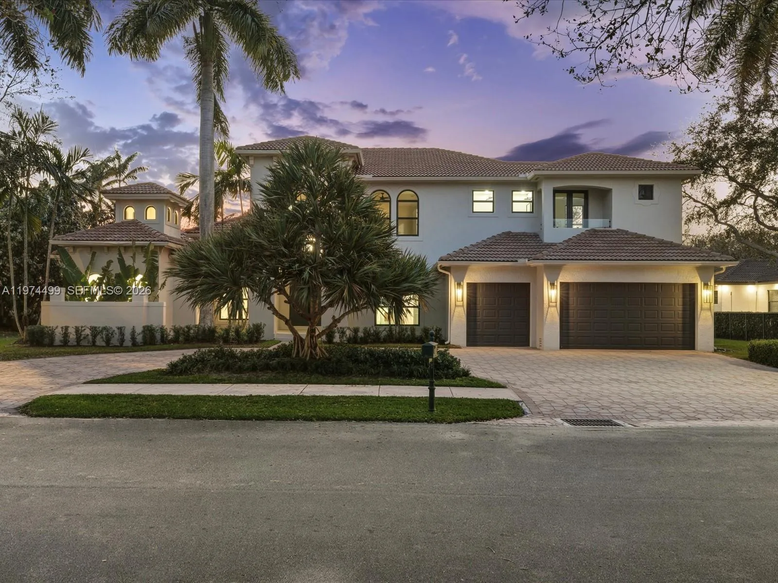 5 bedroom 6 bath for sale at 3303 W Stonebrook Cir, Davie FL 33330