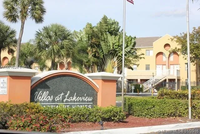 2 bedroom 2 bath for sale at 5200 NW 31 AVE # 133, Fort Lauderdale FL 33309