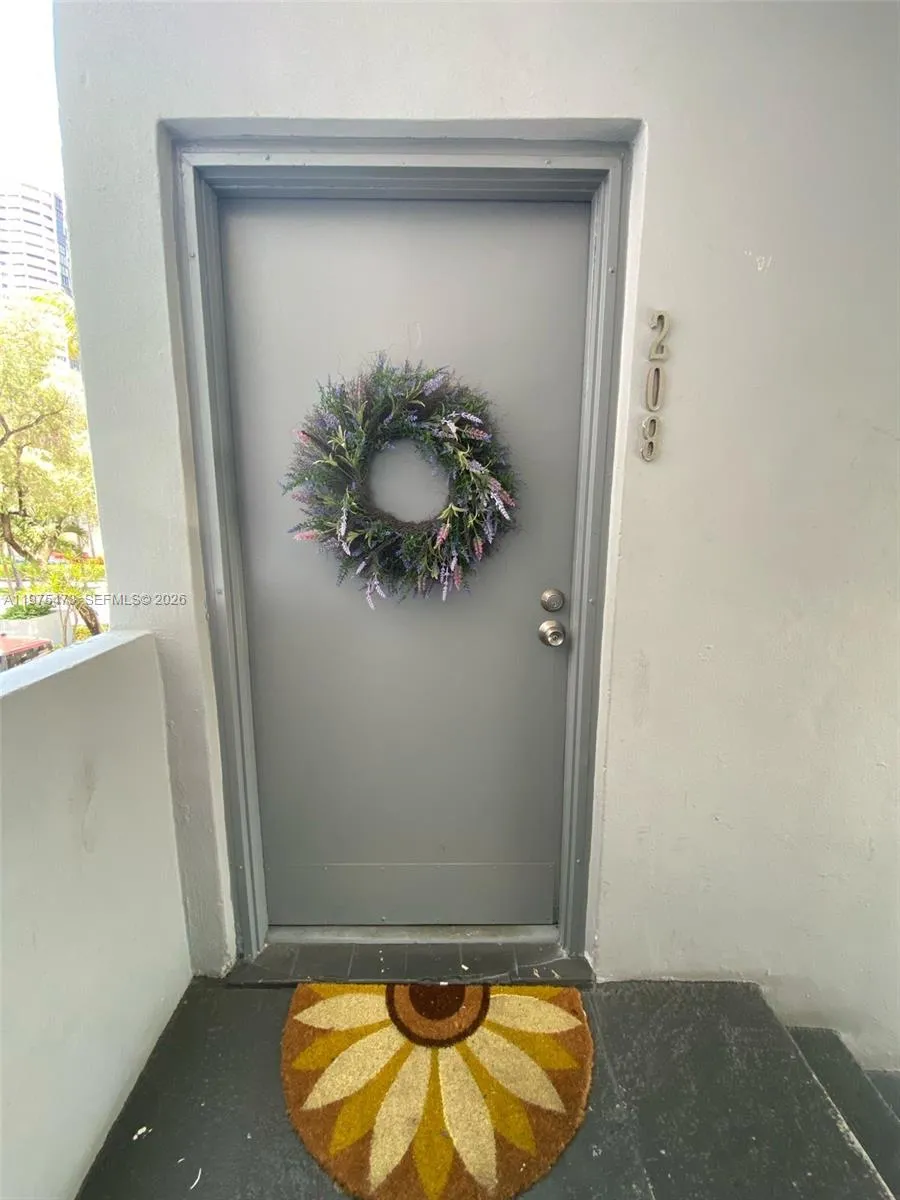 3642 NE 171st St # 208, North Miami Beach FL 33160