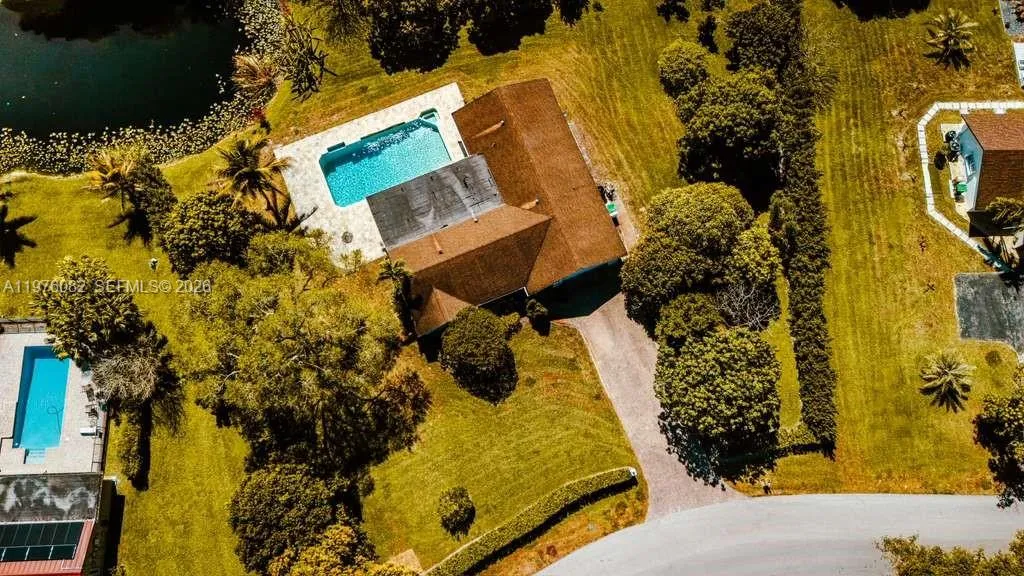 3 bedroom 2 bath for sale at 11030 SW 42nd Ct, Davie FL 33328