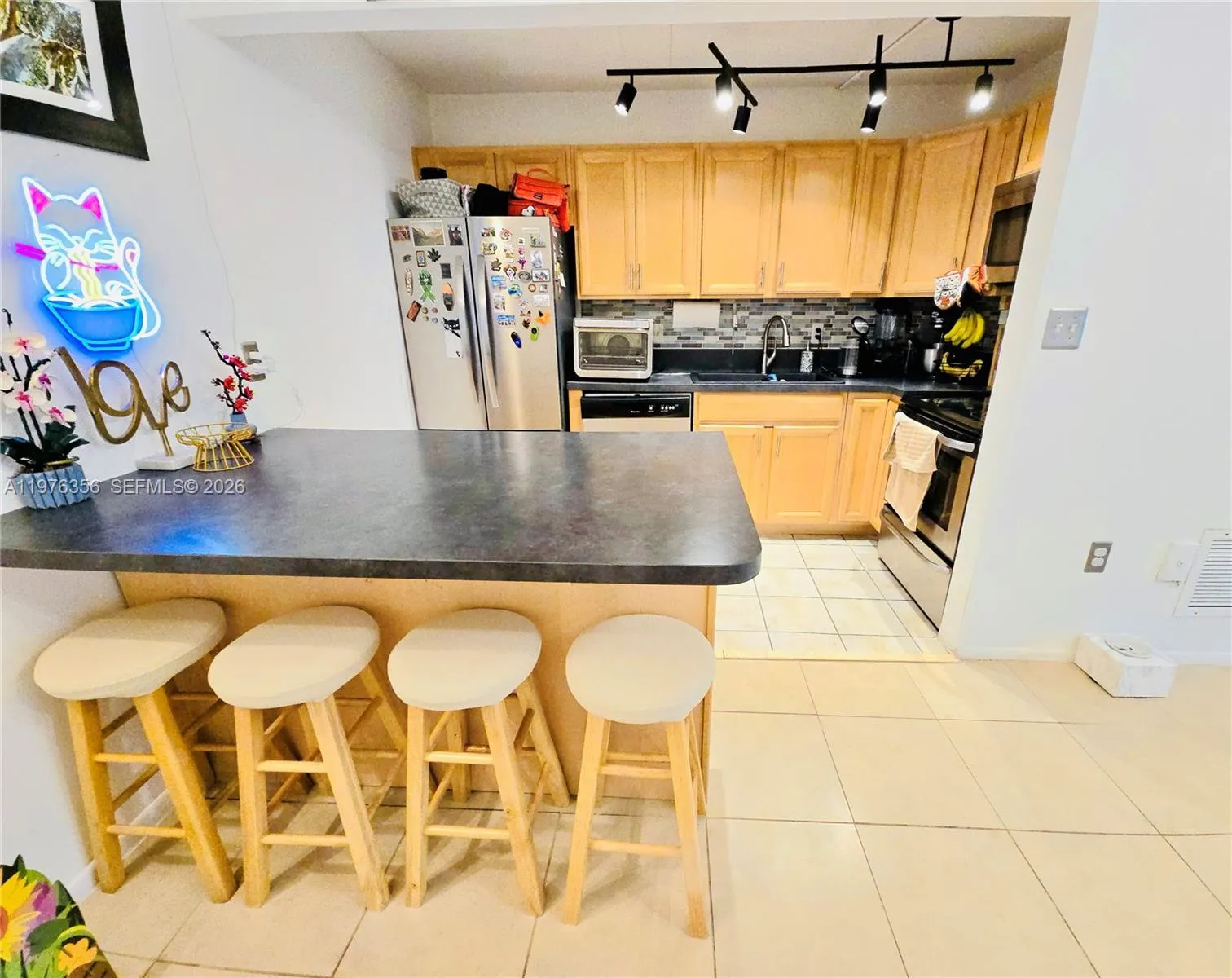 5767 Washington St # F2, Hollywood FL 33023