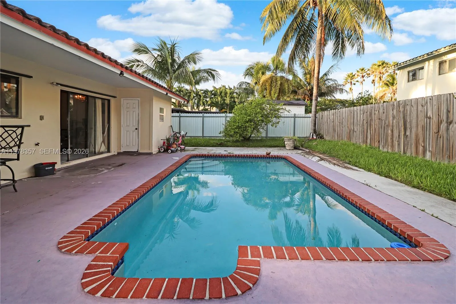 15255 SW 99th Ct, Miami FL 33157