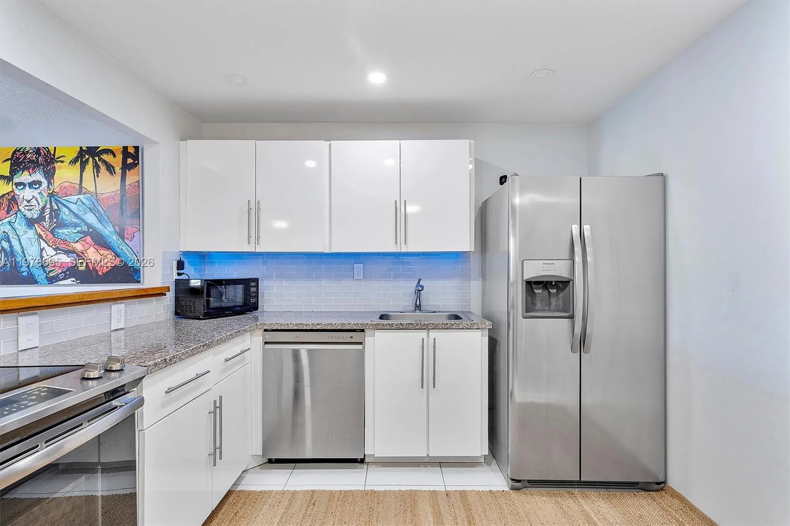 600 Parkview Dr # 227, Hallandale Beach FL 33009