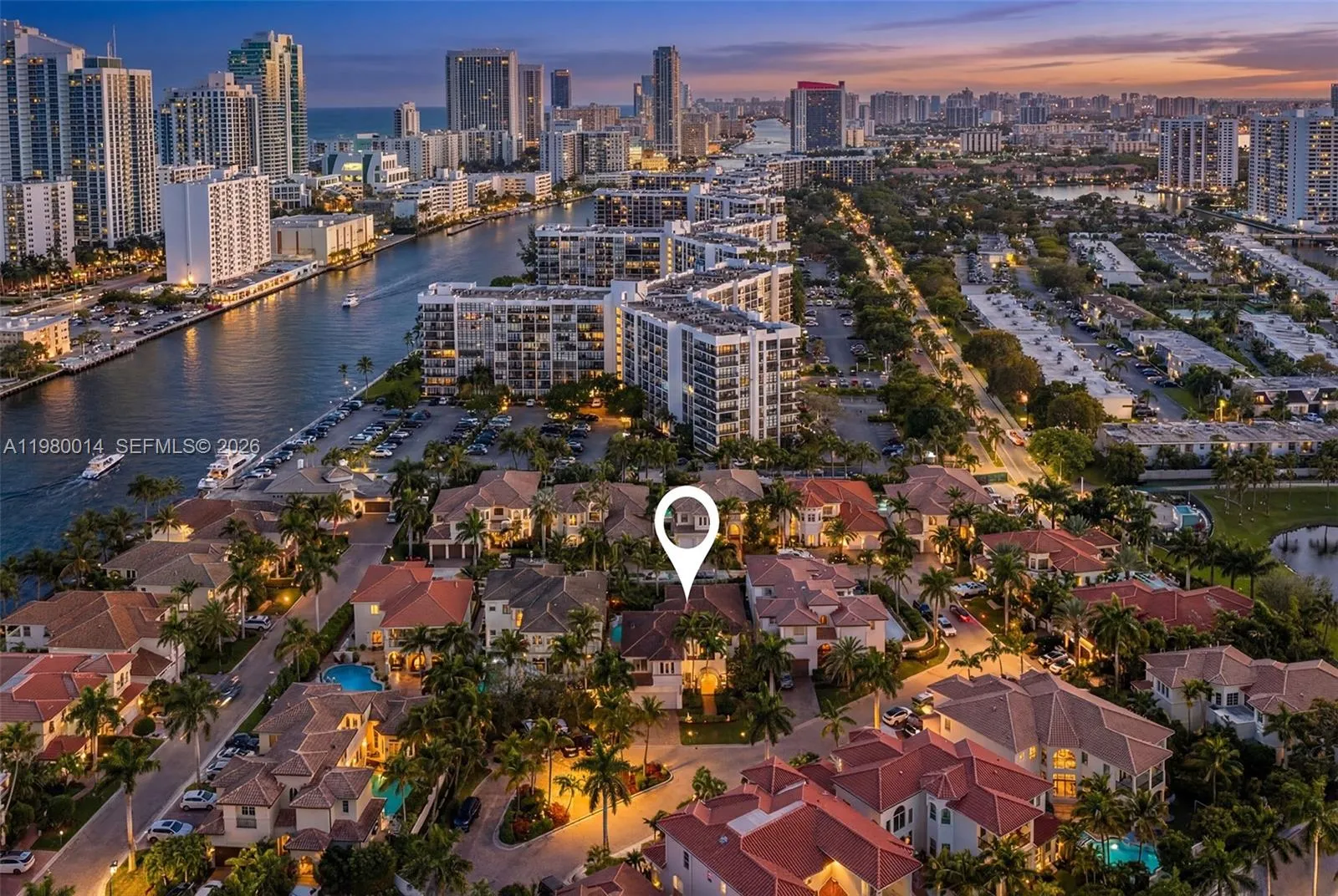 5 bedroom 4 bath for sale at 822 Meridian Ln, Hollywood FL 33019