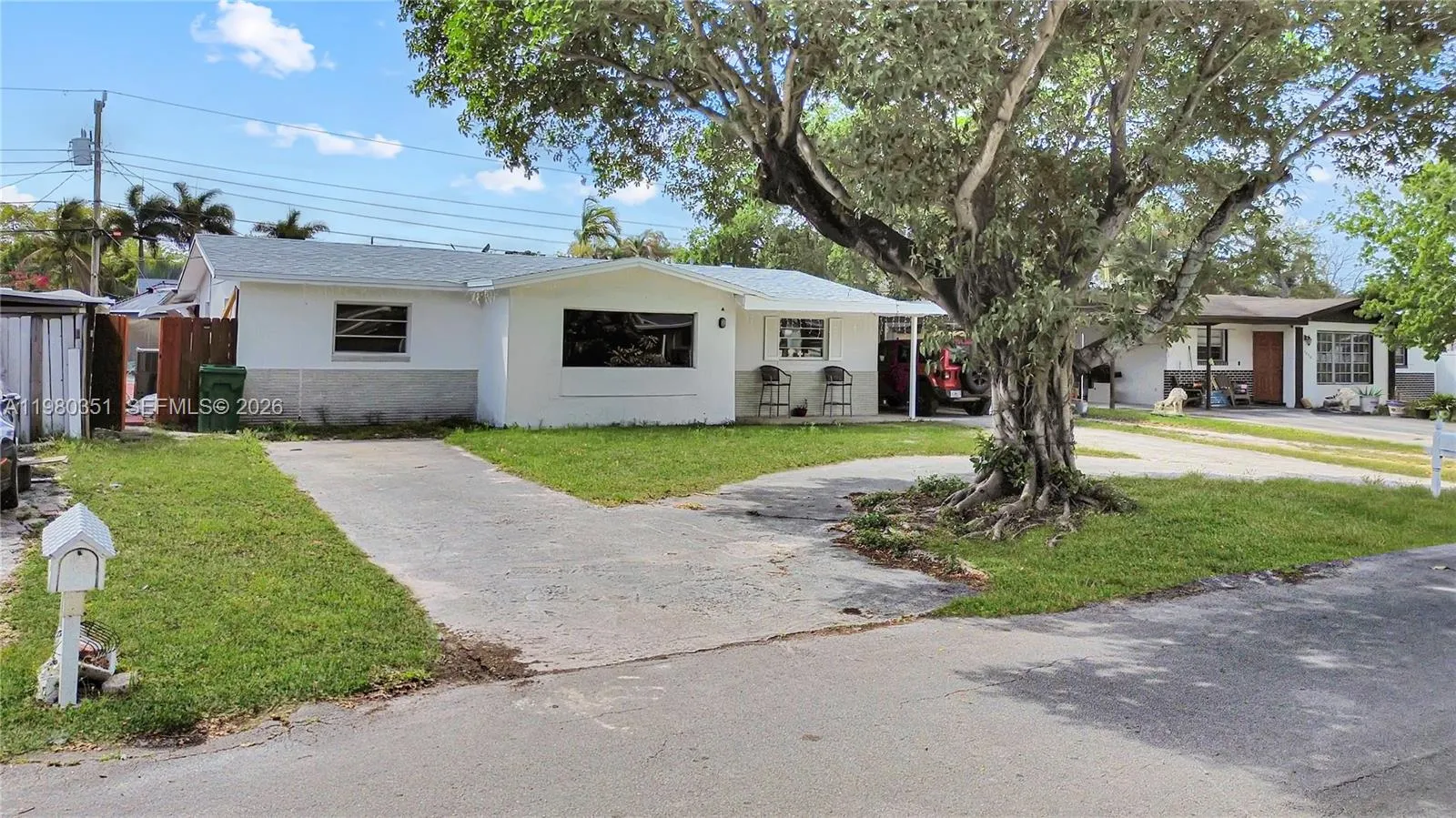 3 bedroom 2 bath for sale at 5220 SW 57th St, Davie FL 33314