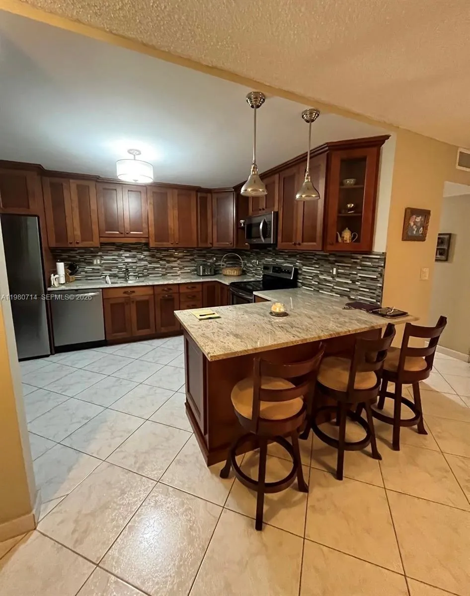 1601 S Ocean Dr # 605, Hollywood FL 33019