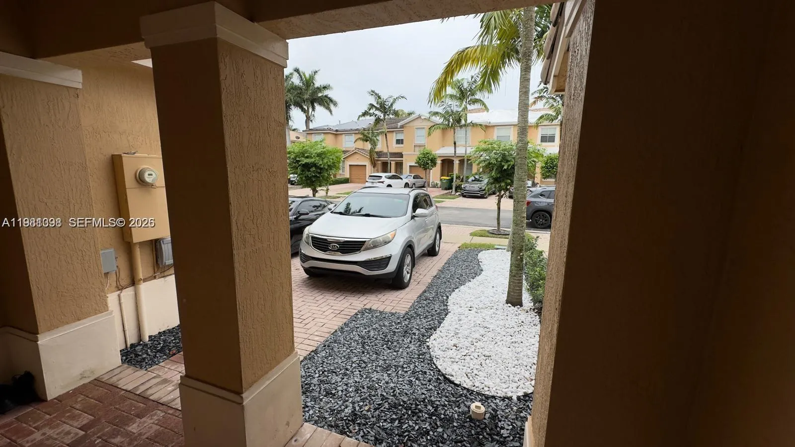 949 NE 42nd Ave, Homestead FL 33033