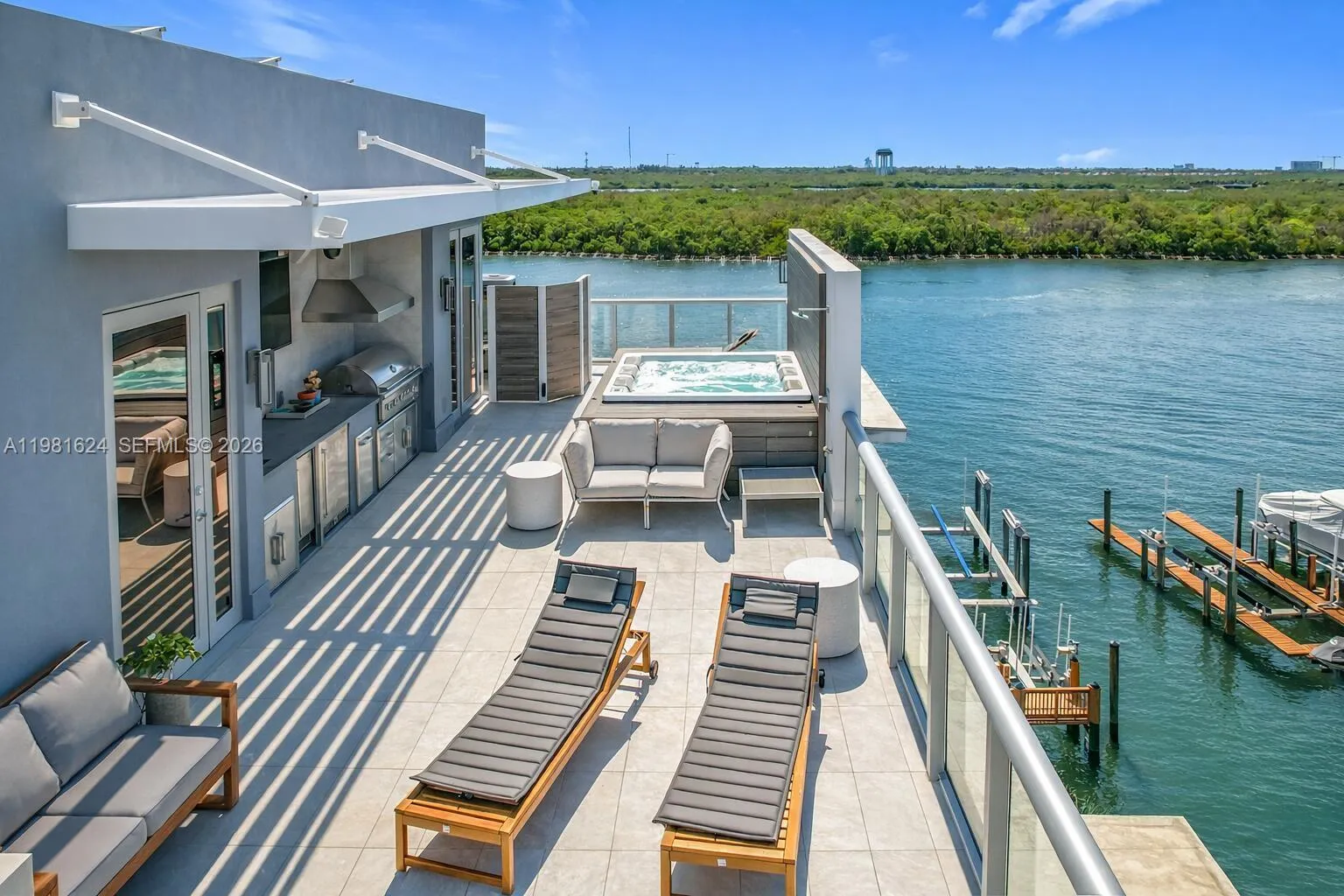 3 bedroom 3 bath for sale at 2890 N Ocean Dr, Hollywood FL 33019