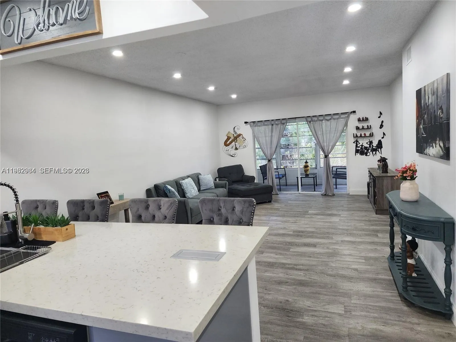 2 bedroom 2 bath for sale at 7605 NW 4th Pl # 206, Margate FL 33063