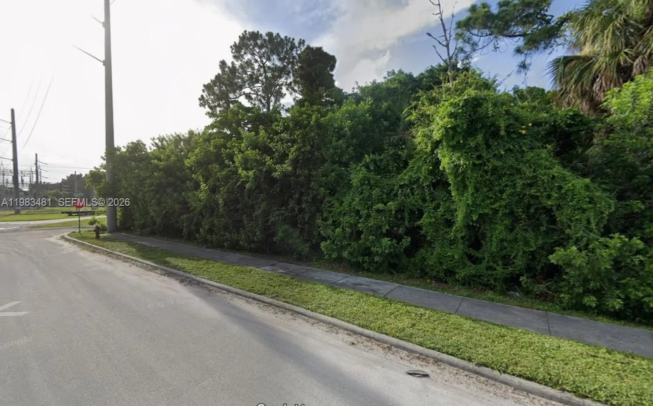 1702 Totten Rd, Fort Pierce FL 34947