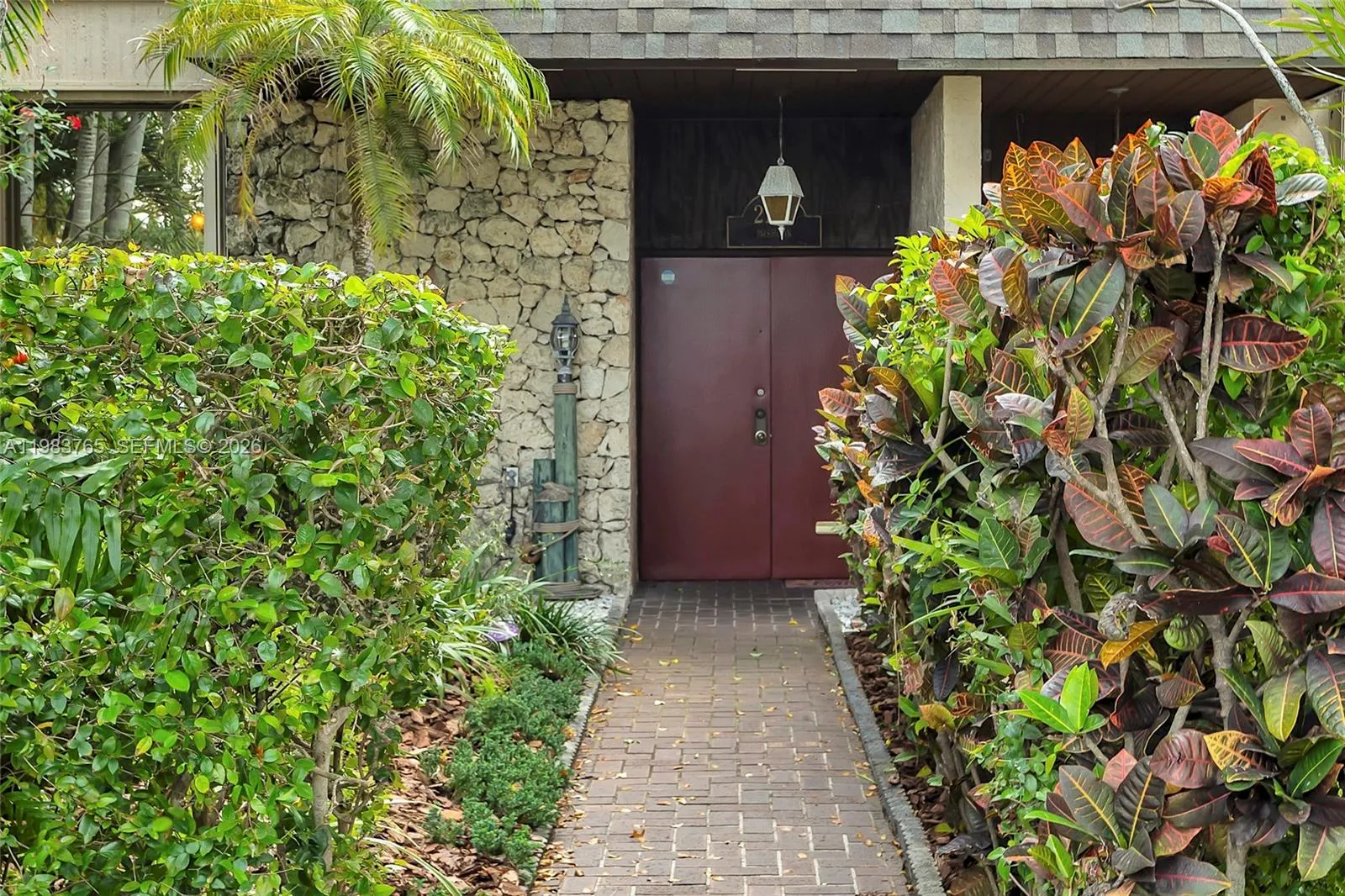 2132 NE 171st St, North Miami Beach FL 33162