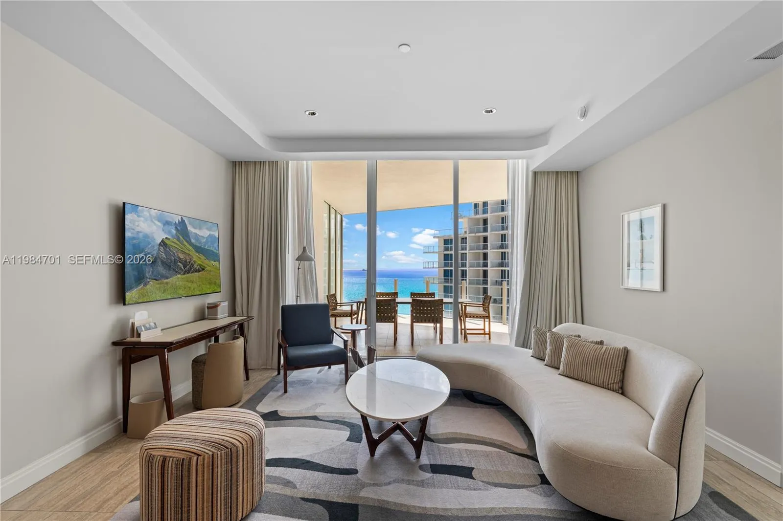 1 bedroom 2 bath for sale at 525 N Fort Lauderdale Beach Blvd # 1707, Fort Lauderdale FL 33304