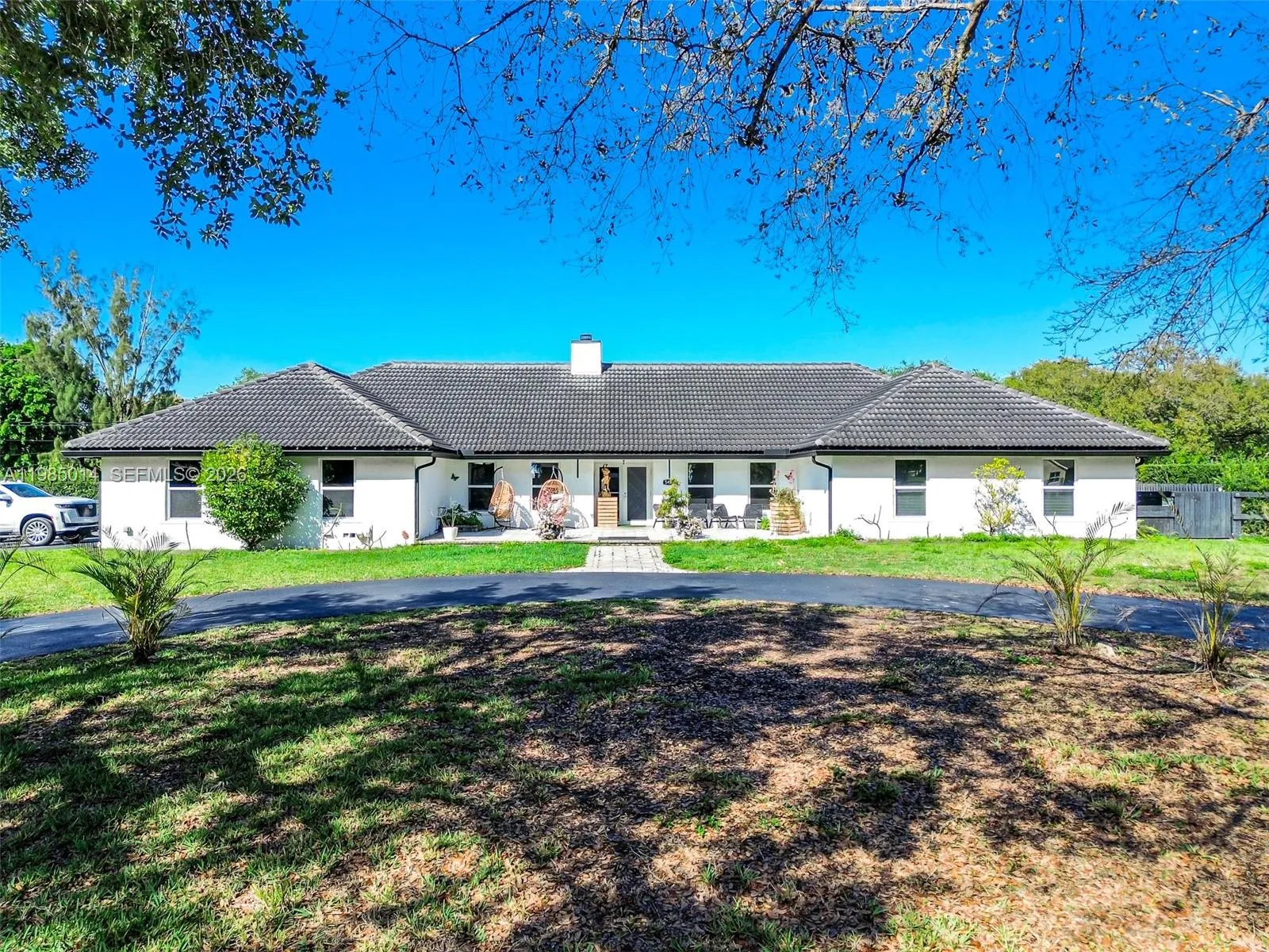 5 bedroom 5 bath for sale at 5431 SW 109th Ave, Davie FL 33328