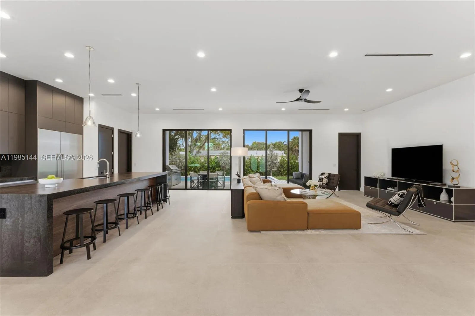 4 bedroom 3 bath for sale at 301 NE 27th Dr, Wilton Manors FL 33334