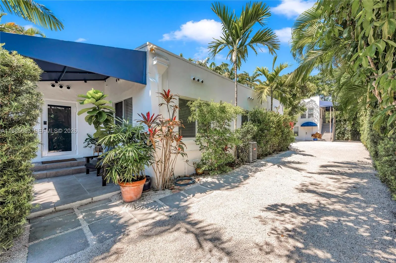 1337 SW 15th St, Miami FL 33145