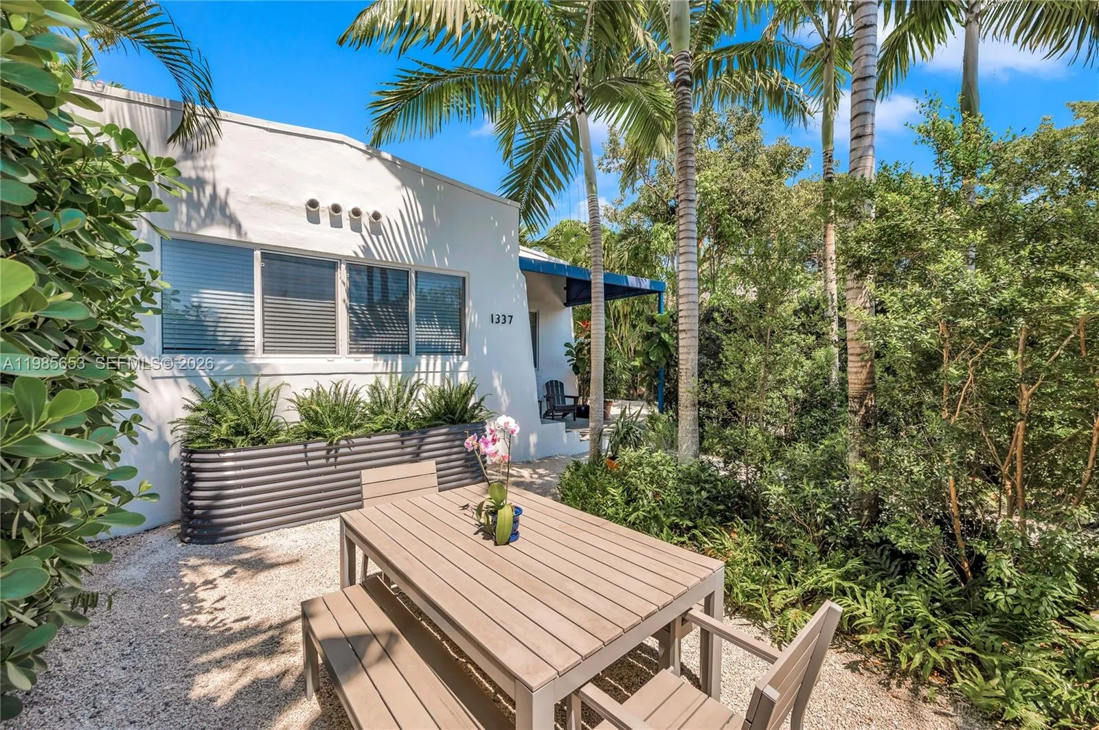 1337 SW 15th St, Miami FL 33145