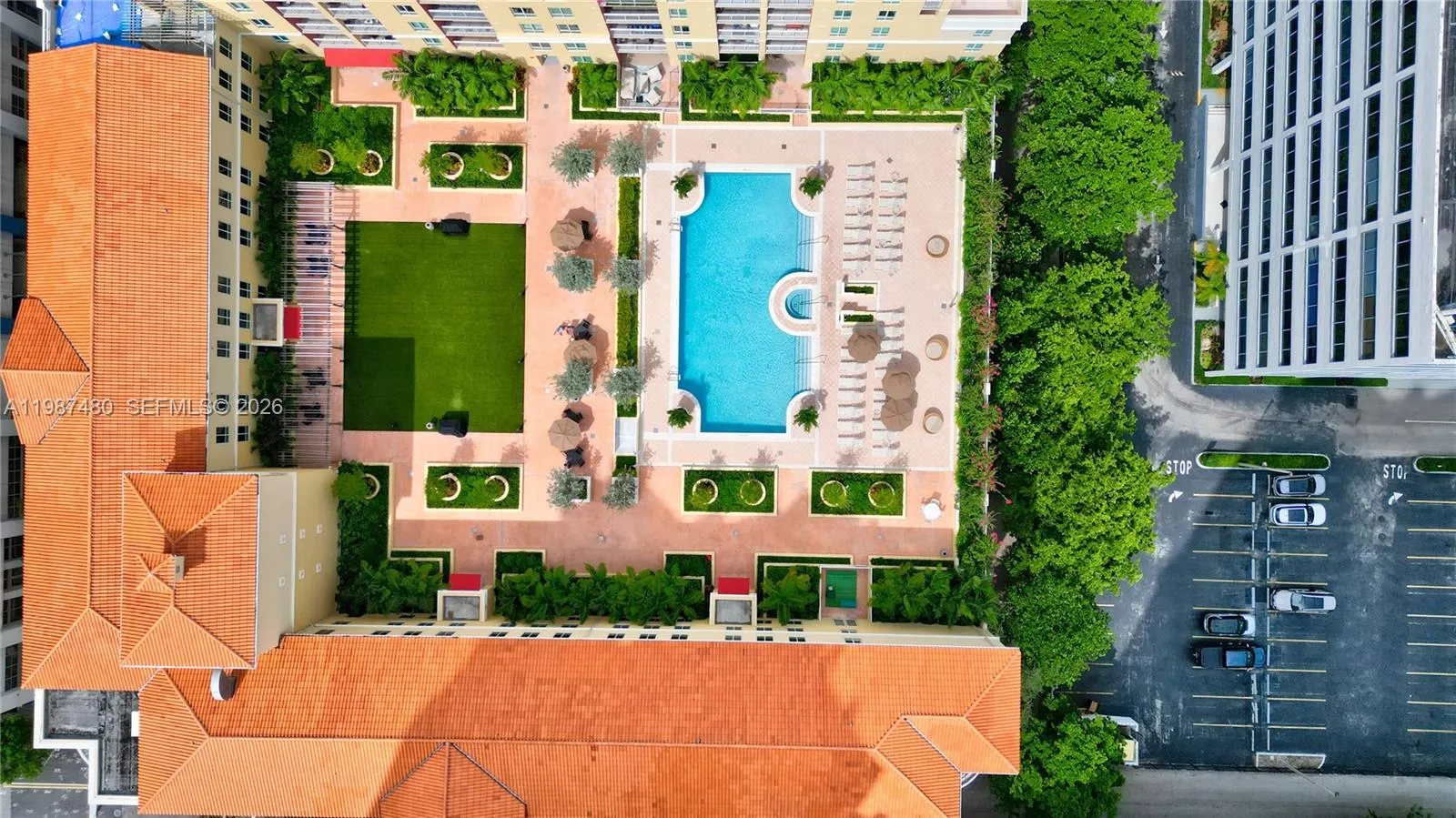 7350 SW 89th St # 1505S, Miami FL 33156