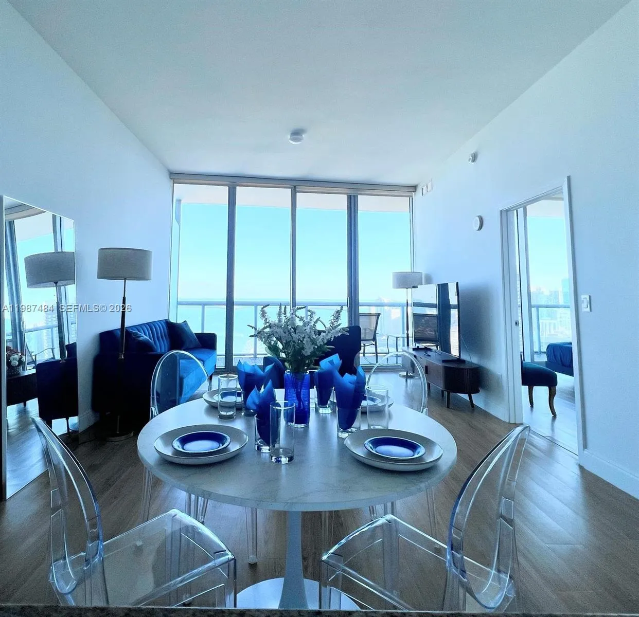 888 Biscayne Blvd # 4807, Miami FL 33132