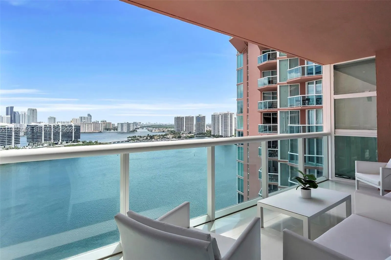 3 bedroom 2 bath for sale at 3370 HIDDEN BAY DR # 2210, Aventura FL 33180