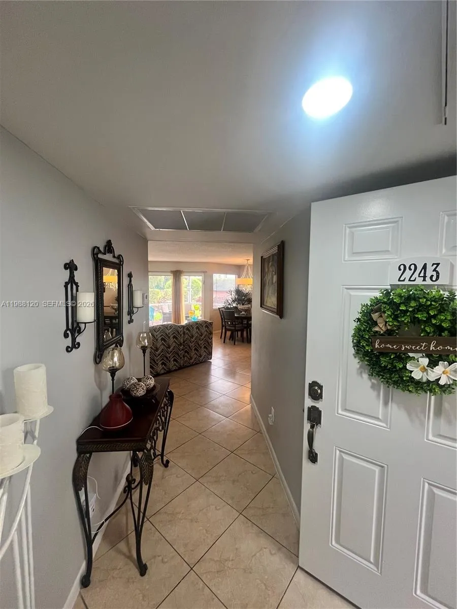 2243 SE 27th Dr # D, Homestead FL 33035