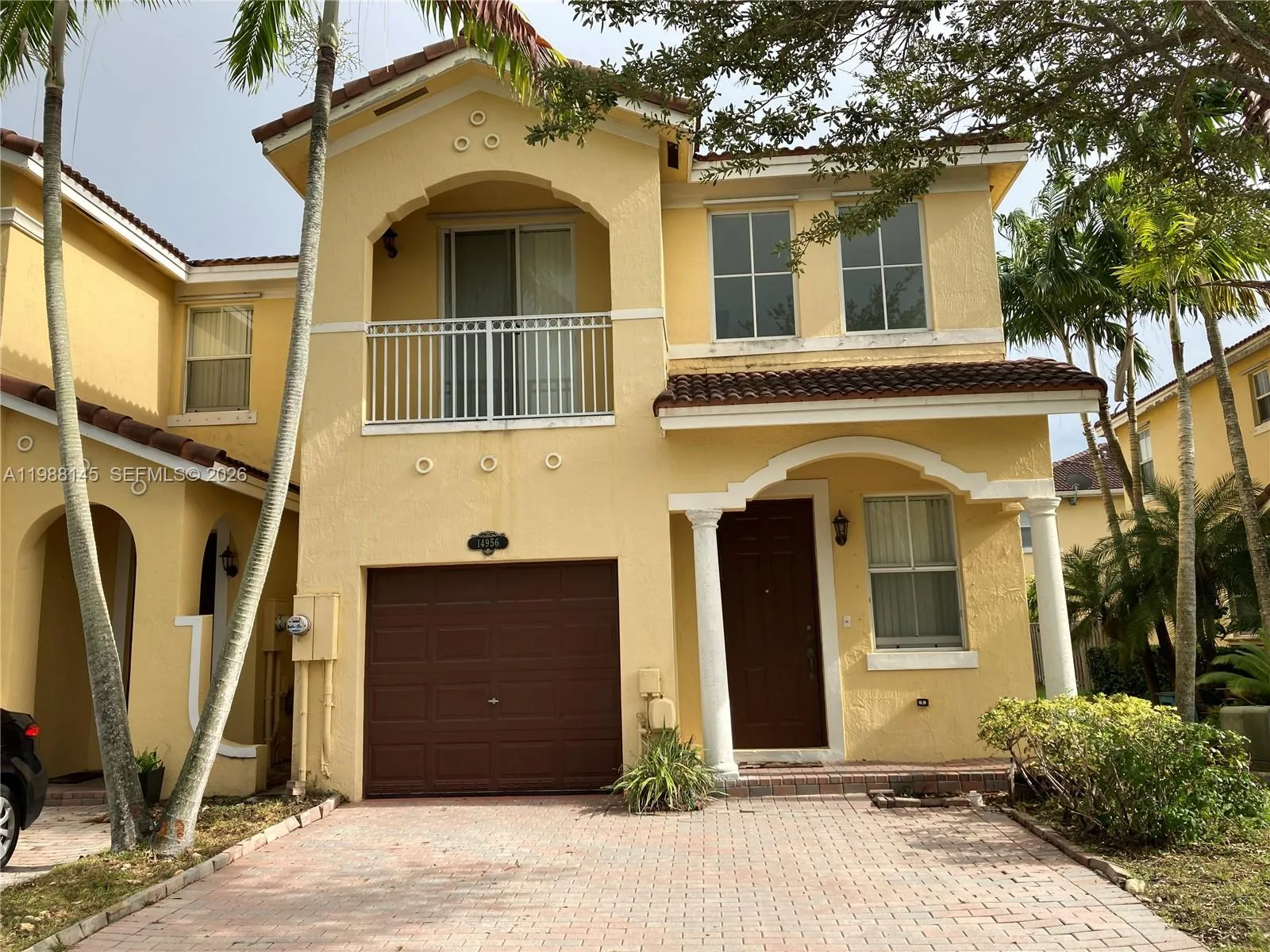 3 bedroom 3 bath for sale at 14956 SW 8th Ln, Miami FL 33194