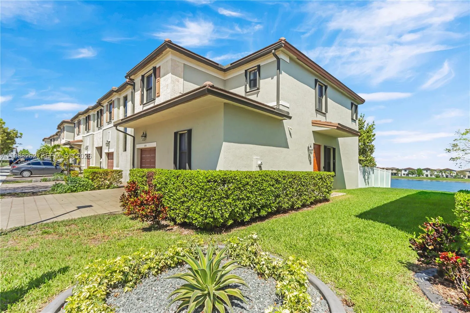 3375 W 100th Ter, Hialeah FL 33018