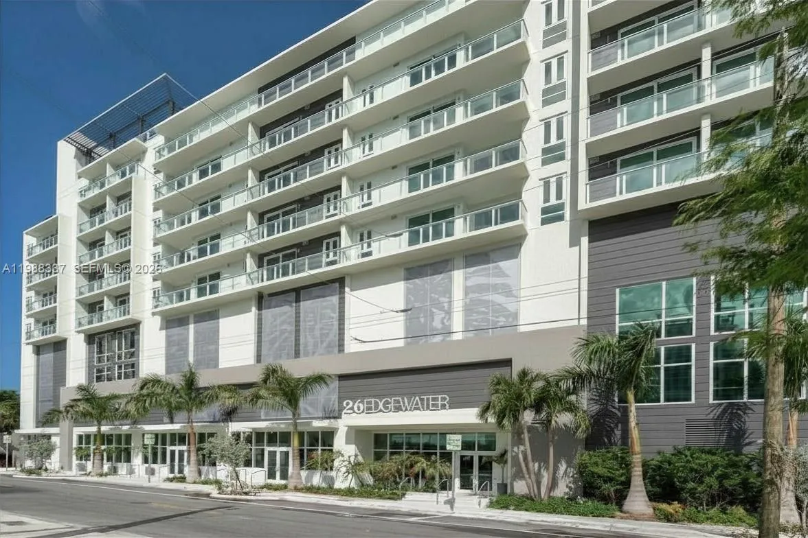 1 bedroom 1 bath for sale at 321 NE 26th St # 514, Miami FL 33137