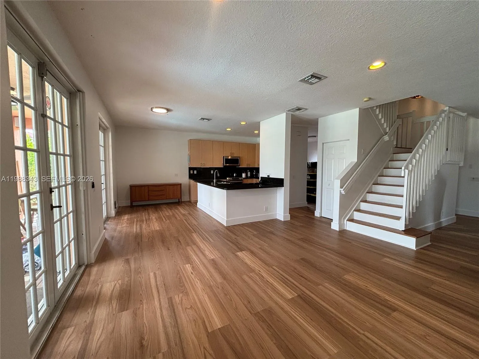 1653 Winterberry Ln, Weston FL 33327