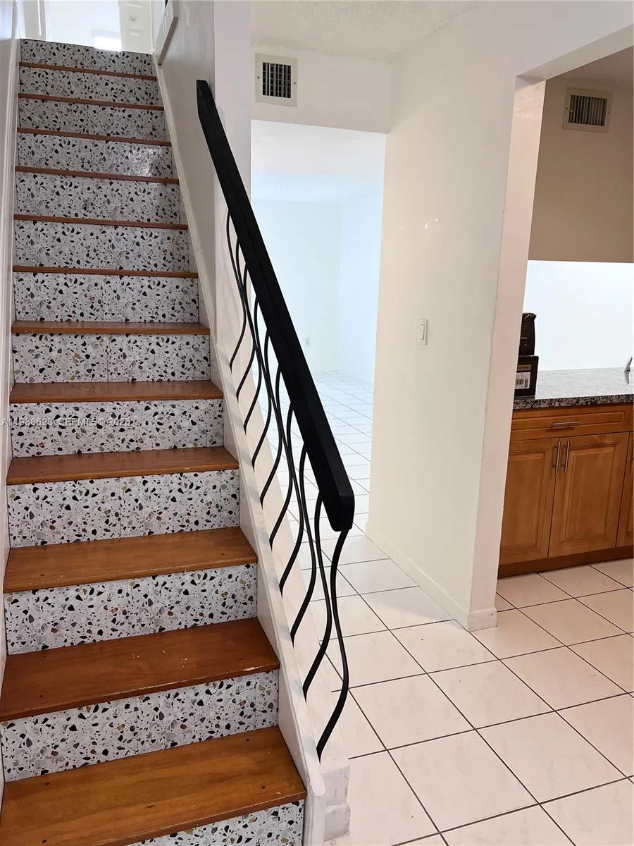 2 bedroom 1 bath for sale at 2750 W 76th St # 208, Hialeah FL 33016