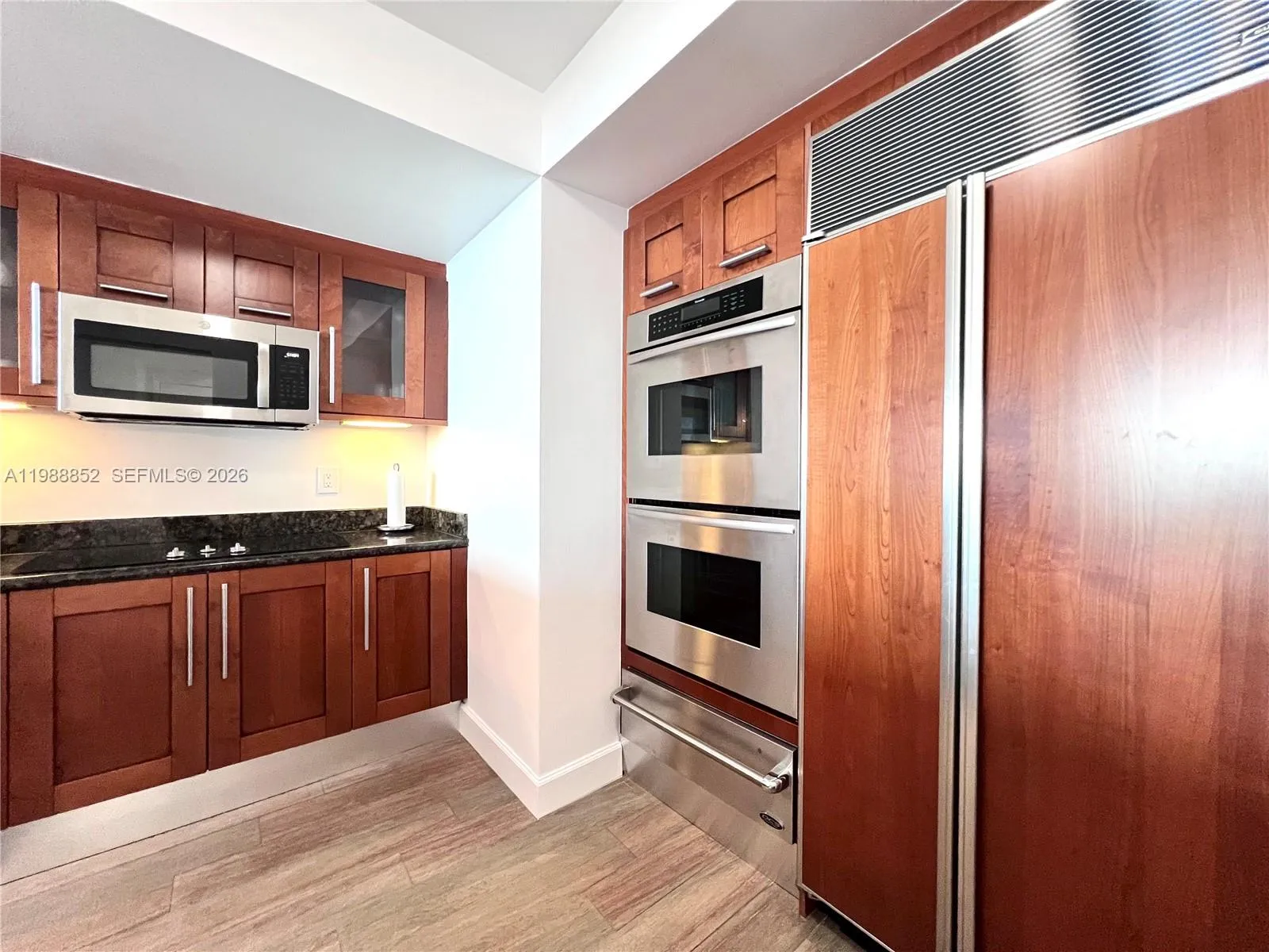 3301 NE 183rd St # 905, Aventura FL 33160