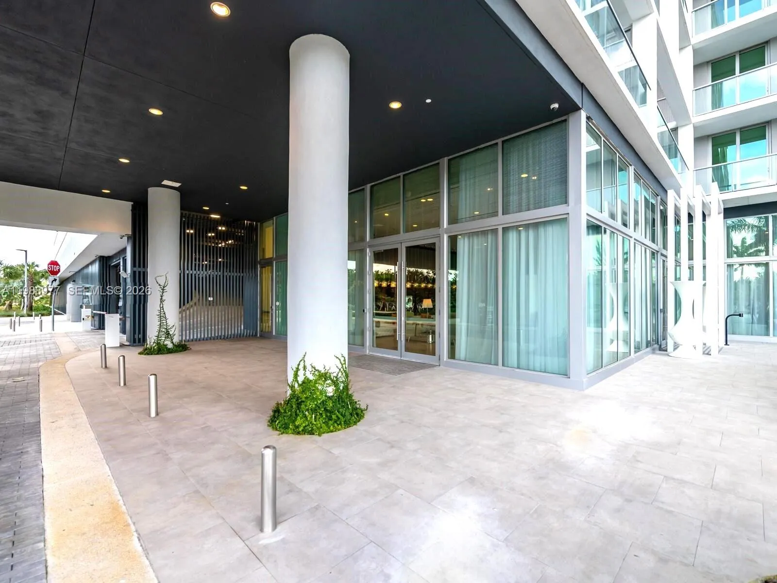 2000 Metropica Way # 2305, Sunrise FL 33323