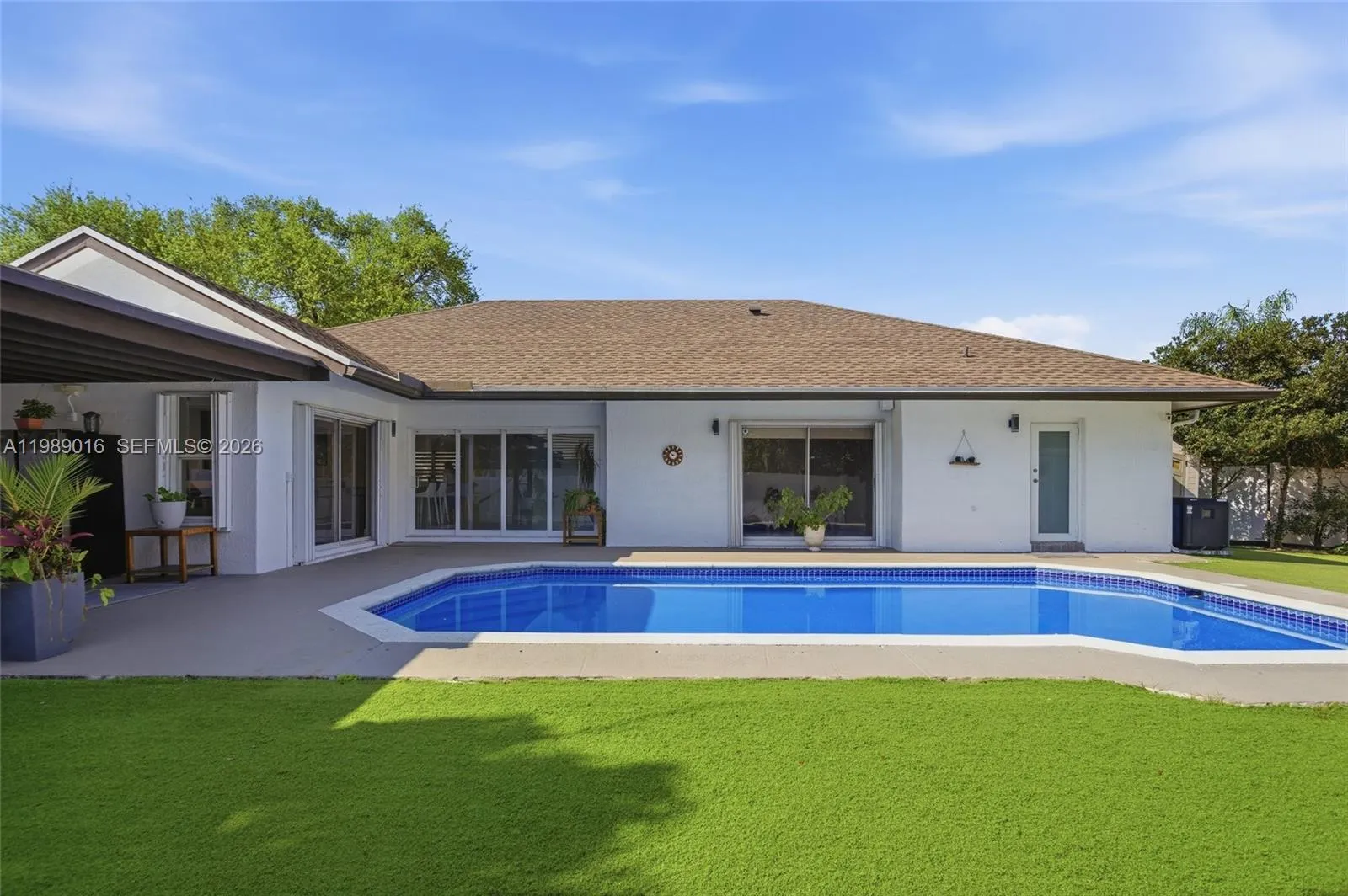 3 bedroom 2 bath for sale at 1010 SW 149th Ln, Sunrise FL 33326