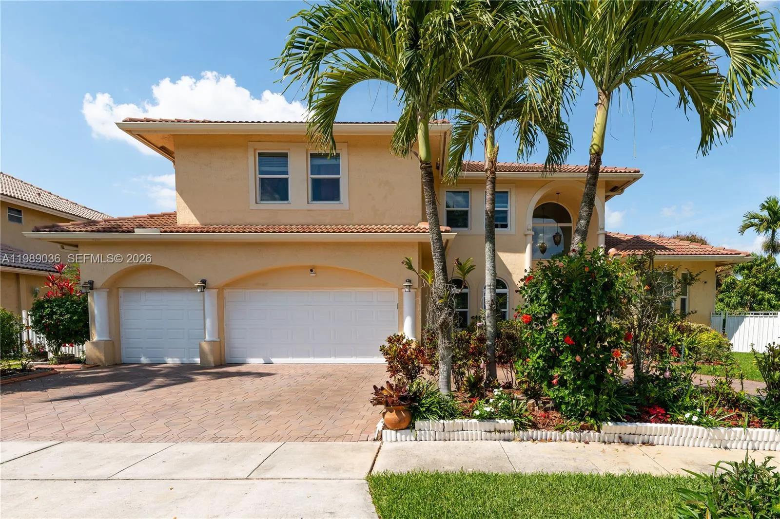 5 bedroom 3 bath for sale at 17211 SW 12th St, Pembroke Pines FL 33029