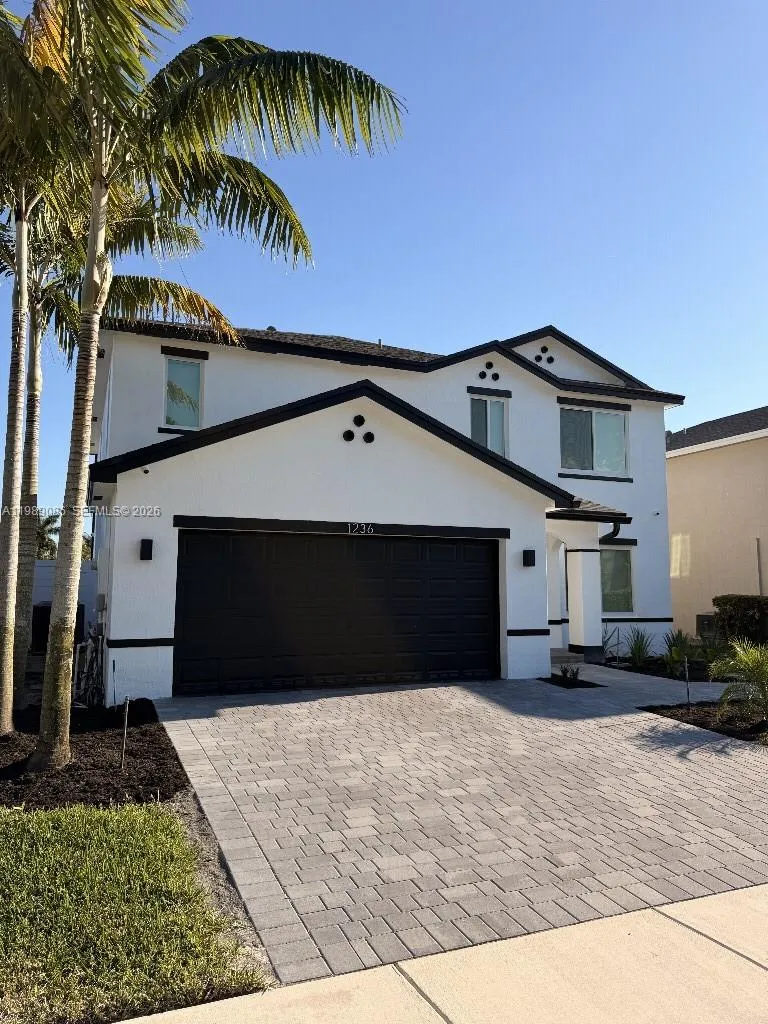 1236 NW 208th St, Miami Gardens FL 33169