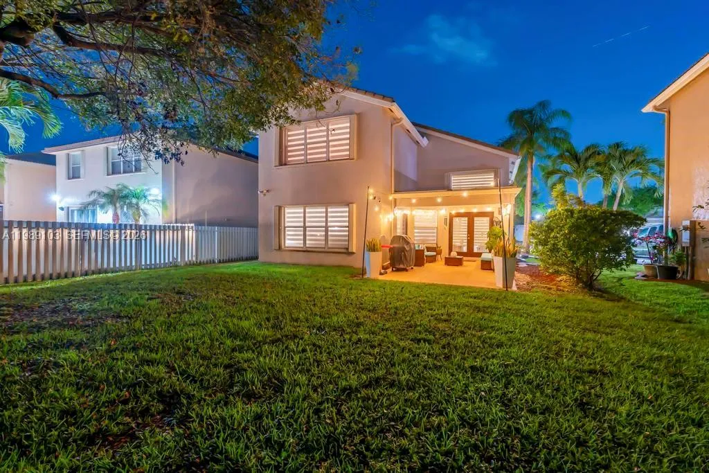 16178 SW 27th St, Miramar FL 33027