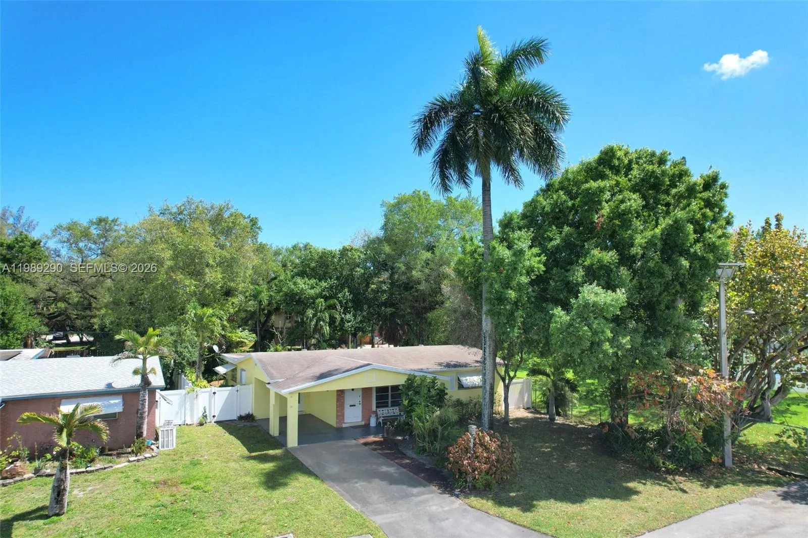 3 bedroom 2 bath for sale at 5060 SW 29th Ave, Dania Beach FL 33312