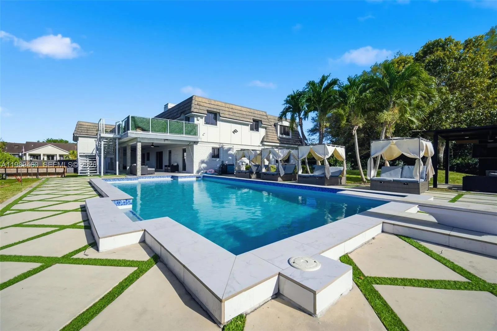 5 bedroom 5 bath for sale at 2201 SW 115th Ter, Davie FL 33325