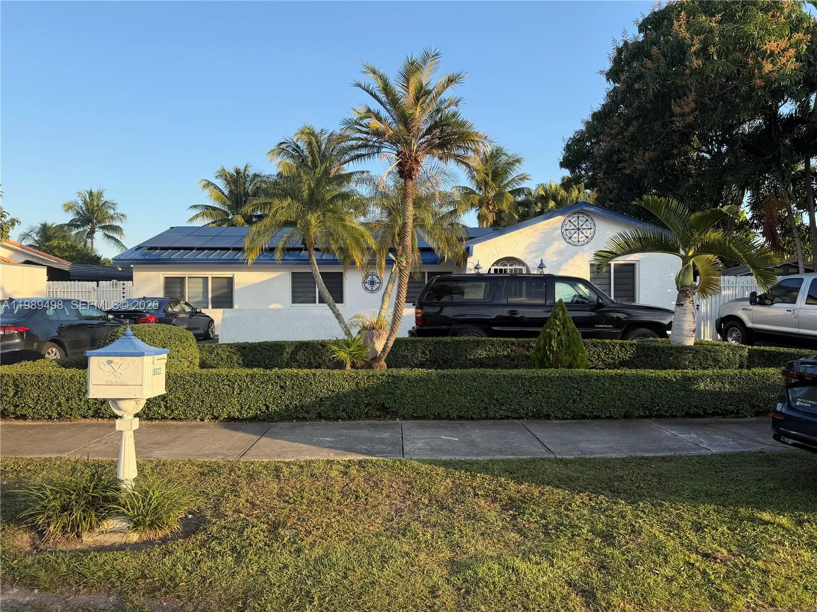 5 bedroom 3 bath for sale at 15022 SW 67th Ln, Miami FL 33193