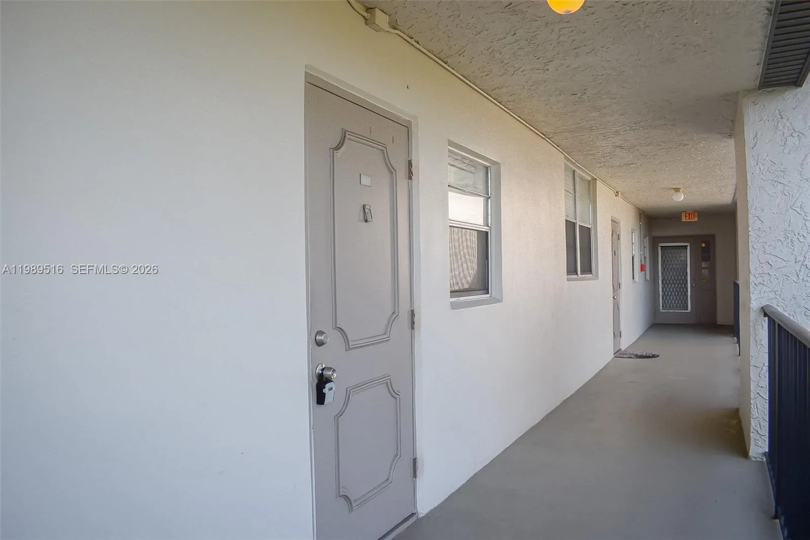 9230 Lagoon Pl # 411, Davie FL 33324