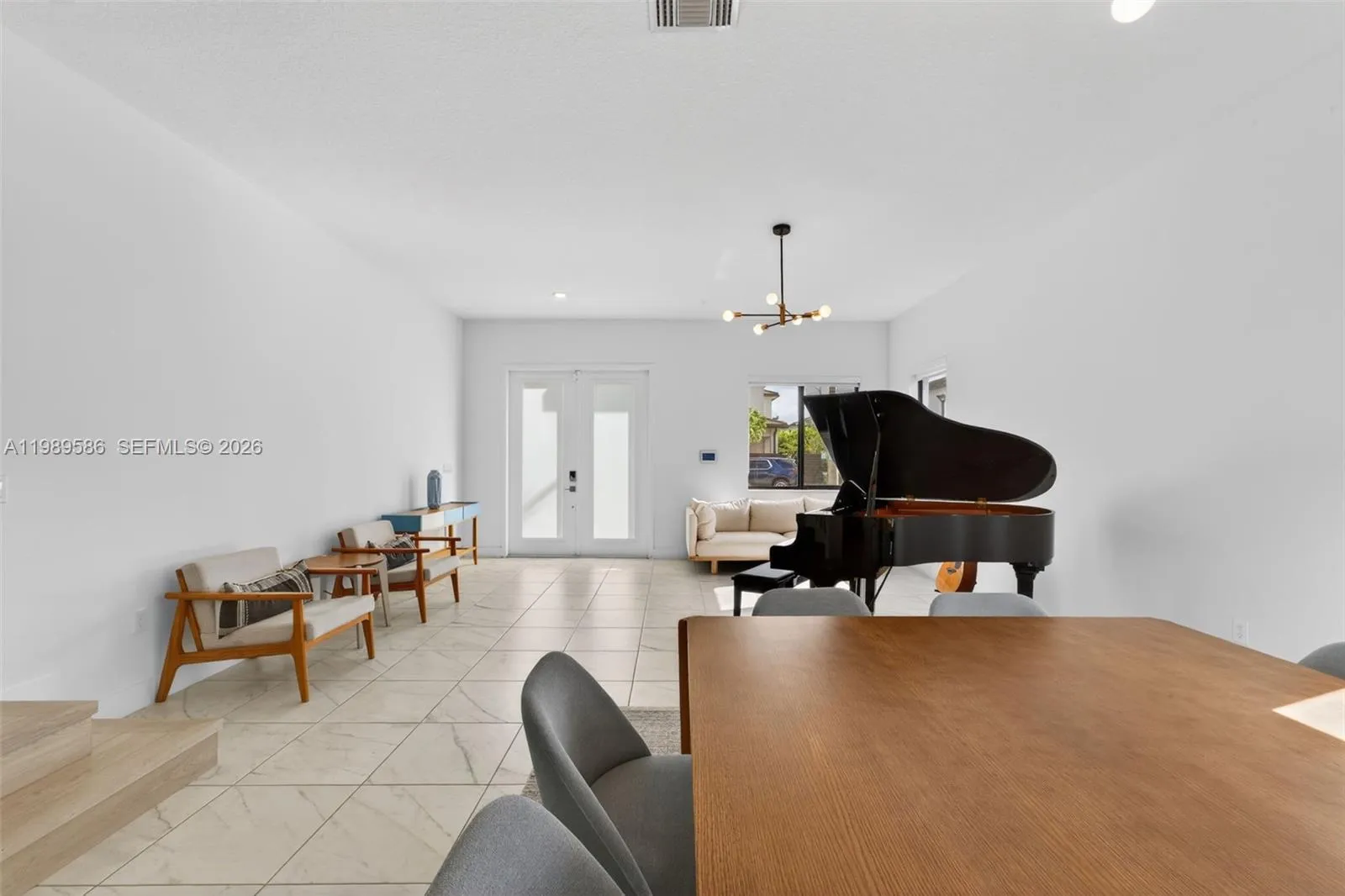 8267 SW 120th Ter, Miami FL 33156