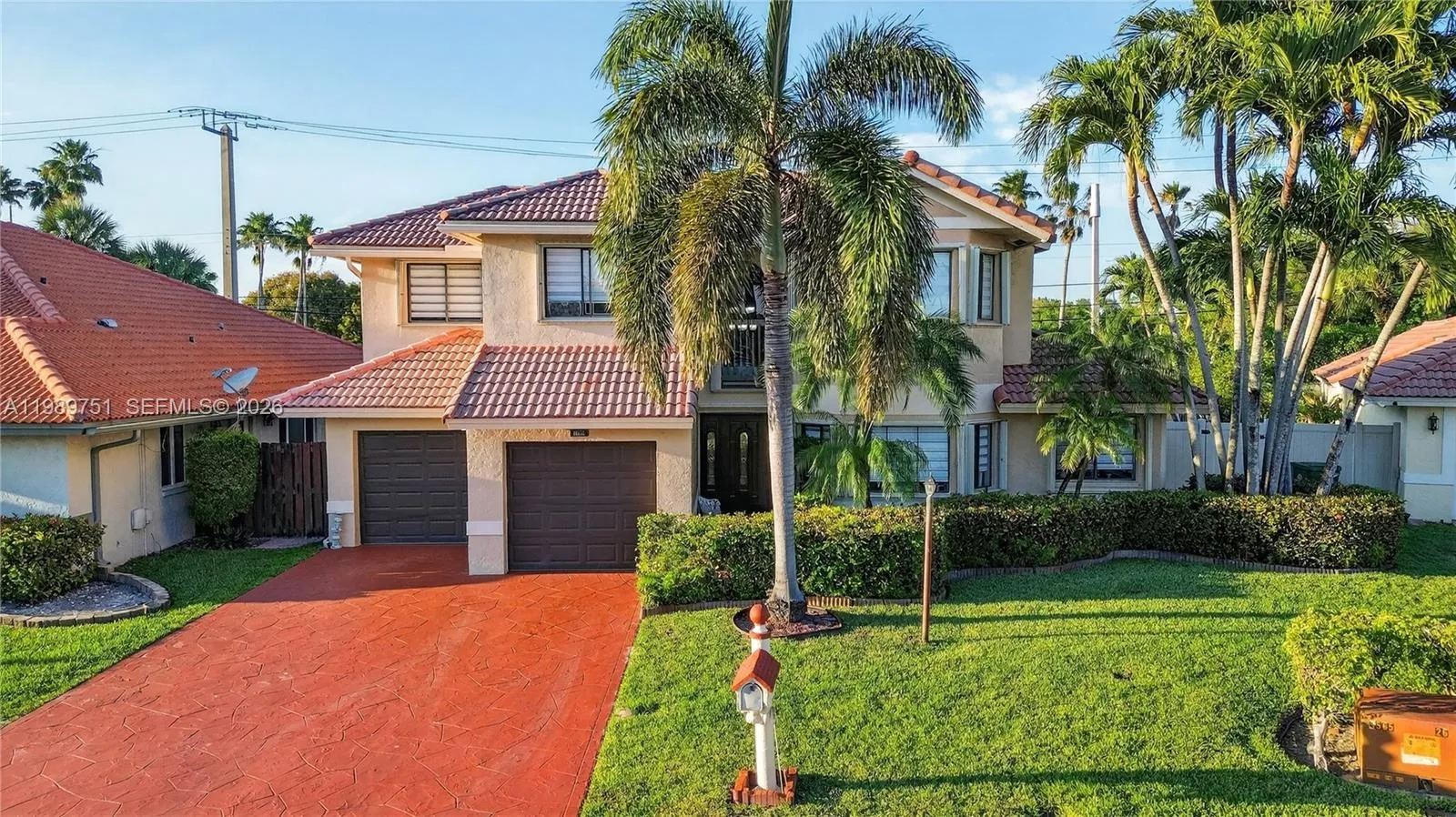 11501 SW 9th Ct, Pembroke Pines FL 33025