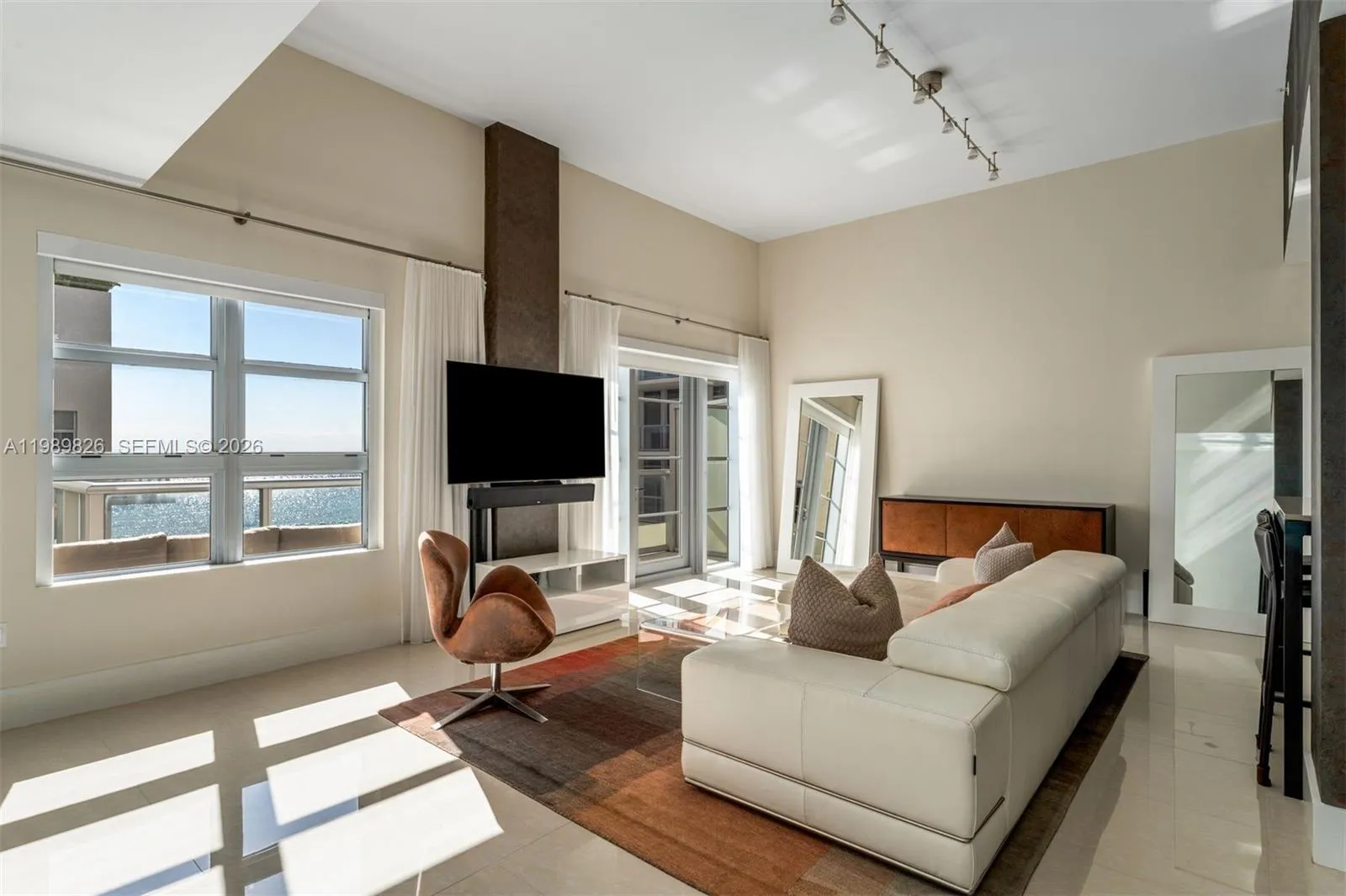 3739 Collins Ave # 604, Miami Beach FL 33140