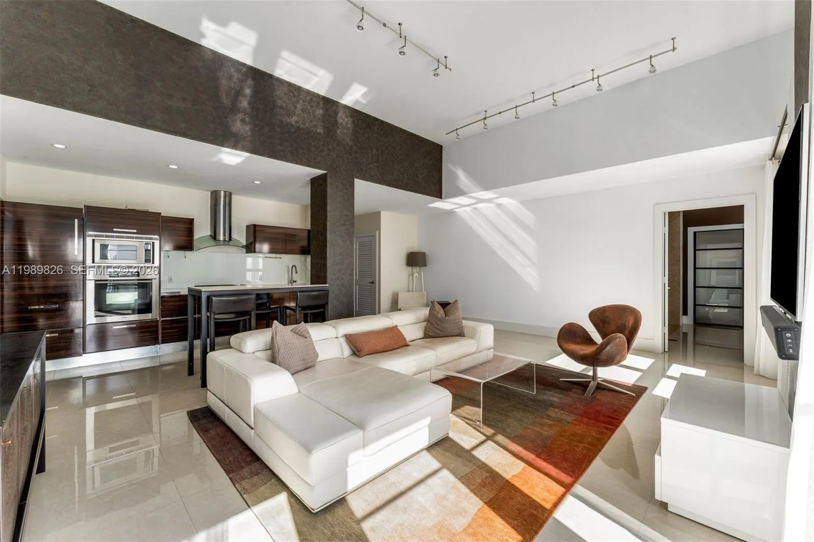 3739 Collins Ave # 604, Miami Beach FL 33140