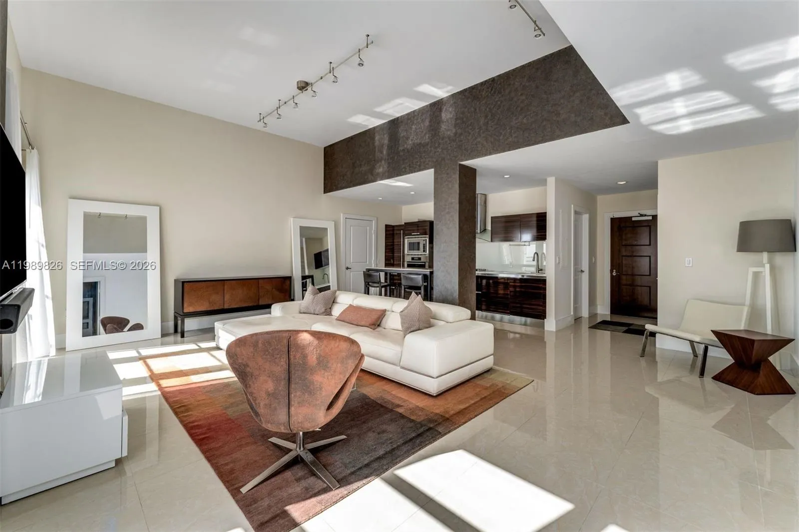 3739 Collins Ave # 604, Miami Beach FL 33140