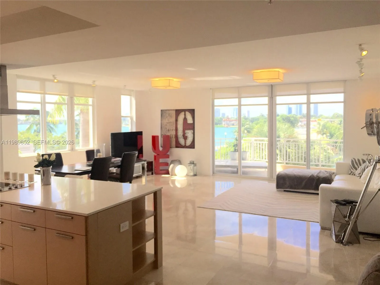 3 bedroom 3 bath for sale at 1 Century Ln # 301, Miami Beach FL 33139