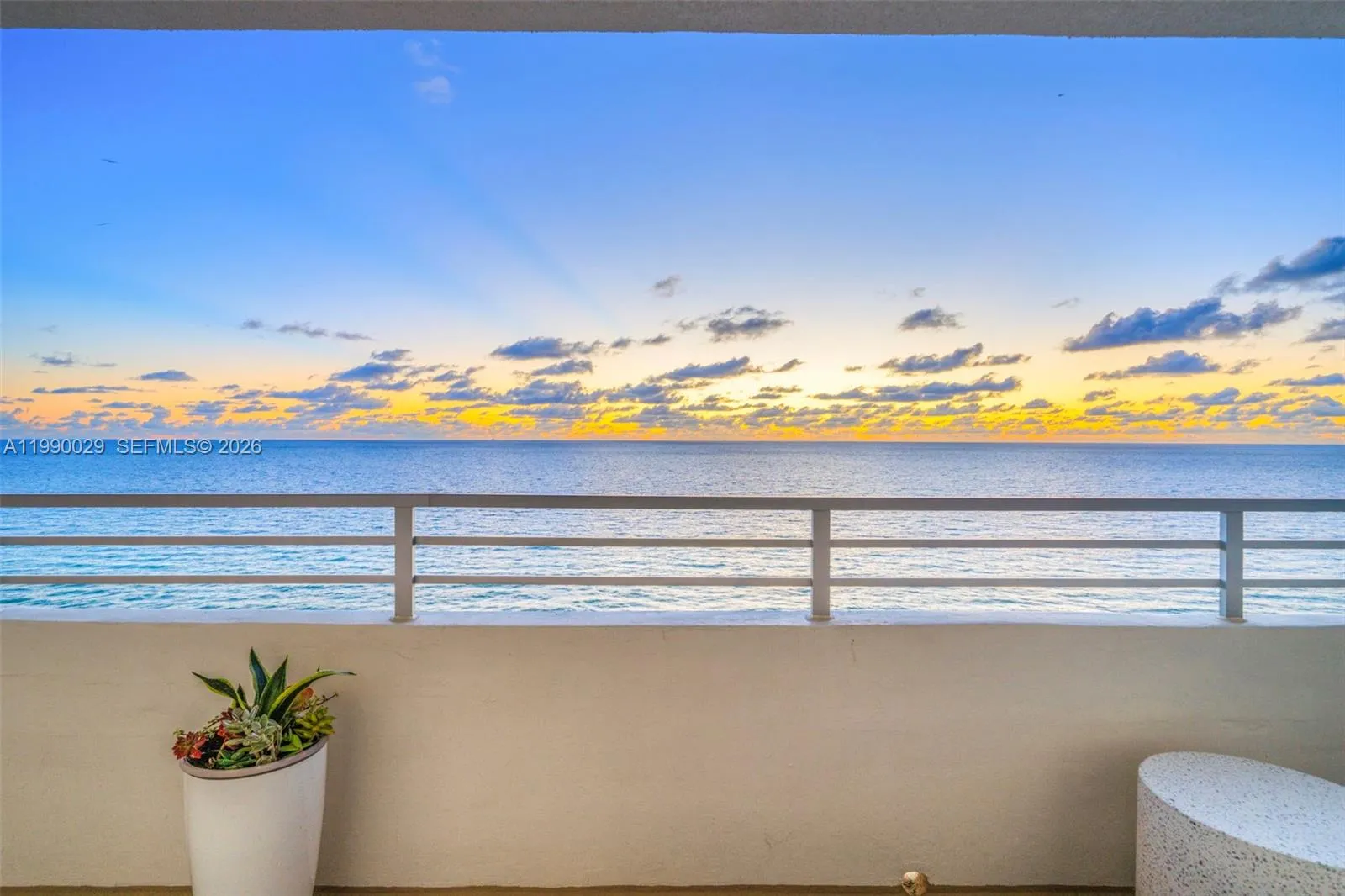 5555 Collins Ave # 16H, Miami Beach FL 33140