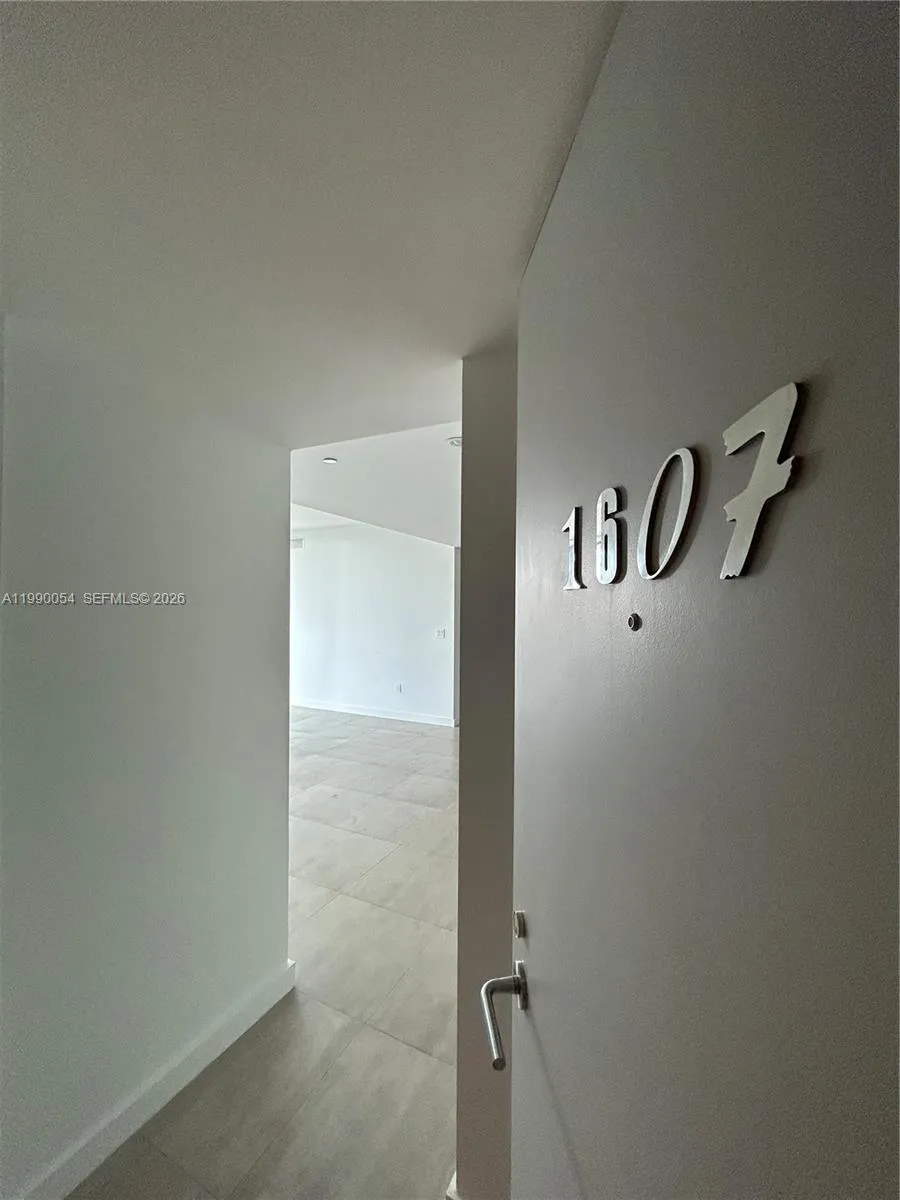 1300 S Miami Ave # 1607, Miami FL 33130