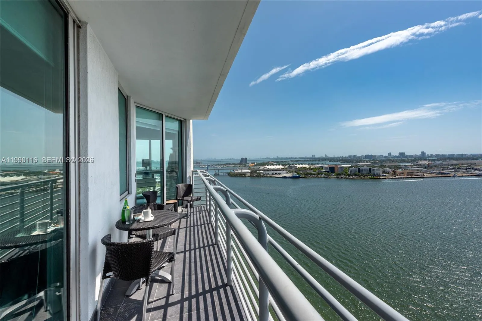 335 S Biscayne Blvd # 2512, Miami FL 33131