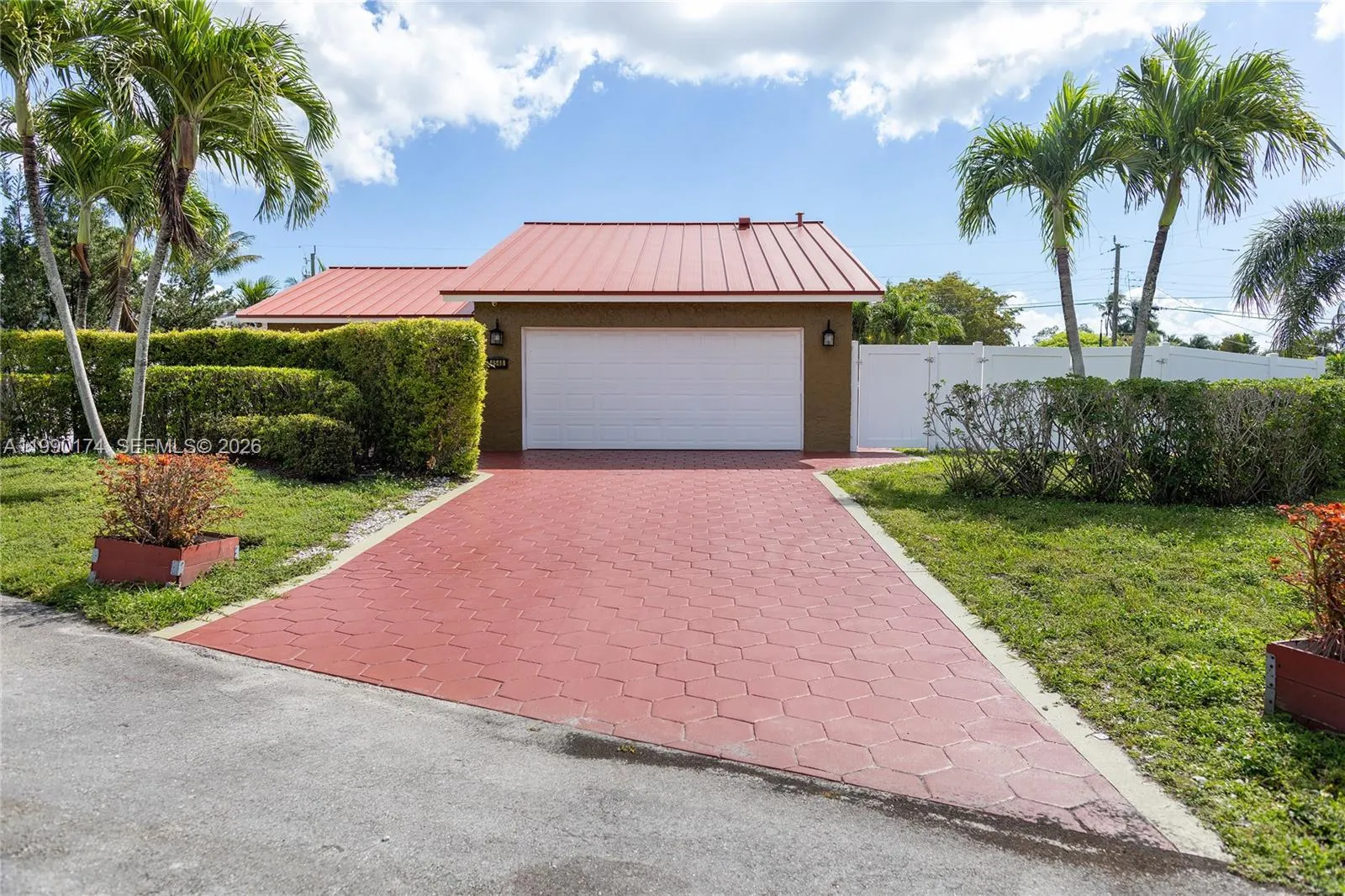 4 bedroom 2 bath for sale at 4548 SW 28th Way, Dania Beach FL 33312